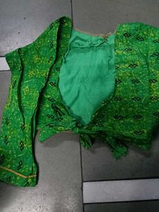 Blouse With Full Sleeves And Knot