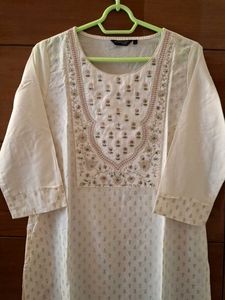 Embroidered White Kurta