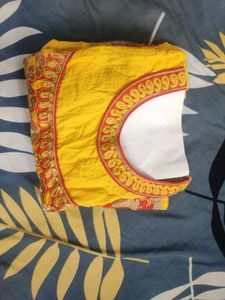 💥 Beautiful Yellow CLR Kurti