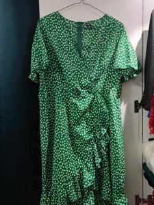 Green Knee Length Dress
