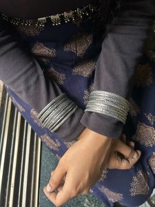 Oxidised beautiful pattern engraved bangle set