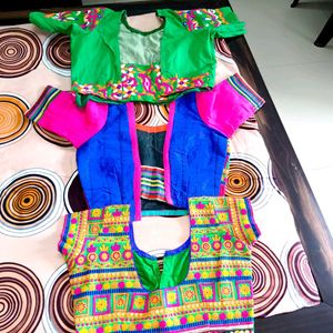 🛍️Embroidered Blouses - Set of 3⭐⭐