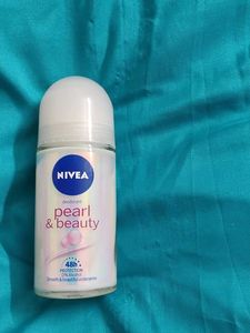 Nivea Pearl & Beauty Deodorant