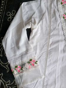Beautiful 😍 Embroidery 🌺 Kurta Set