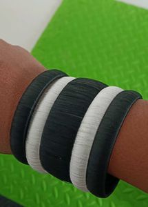 Fancy Thread Bangles