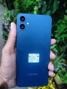 Samsung F05