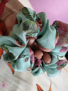 Hair Scrunches