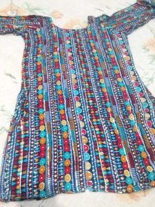 Beautiful Multicolour Kurti