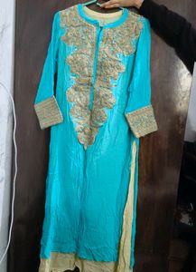 Elegant Embroidered Kurta