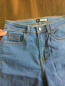Light Wash High-Waisted Jeans
