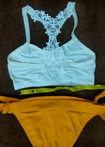 🔥PRICE DROP🔥Free size Bra and Panty Combo