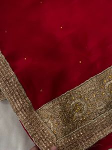 Red Dupatta