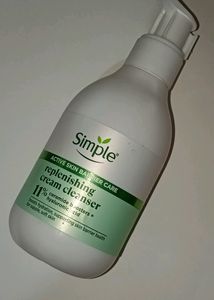 Simple Replenishing Cream Cleanser