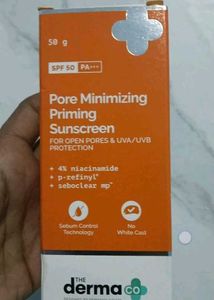 Derma Co Pour Minimising Sunscreen