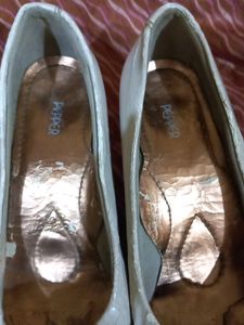 Pepper Brand White Wedges
