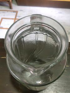 Yera Glass Jug With Lid