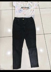 Printed Women&#39;s T-Shirt with jeans Spykar