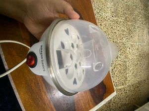 Amazon Basics Egg Cooker