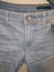 White Shirt And  Blue Jeans Combo For Women