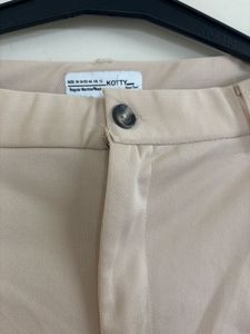 KOTTY STRAIGHT FIT PANTS