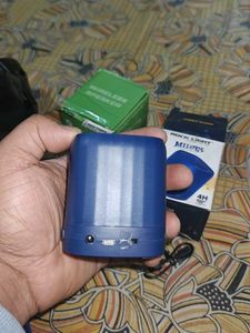 Portable Wireless Speakers but not working