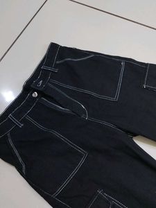 black baggy jeans