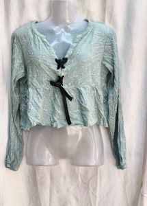 1881. Pastel Top with Bow Detail