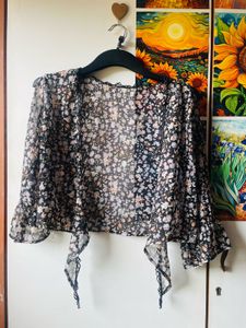 Floral Top &amp; Shrug(lightly Padded)