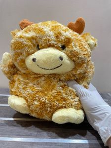 🧸✨ Cuddly Soft Plush Bull Toy – Super Adorable.