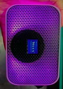 Brand New Woos Company Bass Wireless Speaker.            1- wireless.   2- Playing Time:3-4 hours.   3- Play USB Storage Device.     4- With Mic For Hands- Free Phone Call Function.   5- Splash proof