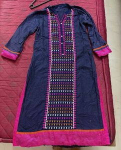 Elegant Embroidery Cotton Kurta!