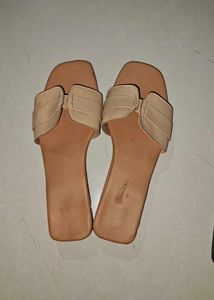 Elegant stylish Beige Flats