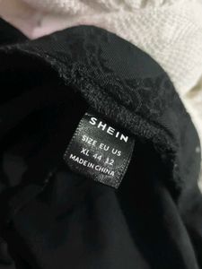 71511. Black Patterned Lounge Pants