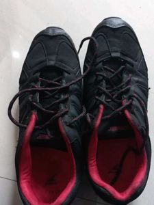 Bata's Black Sport Sheo