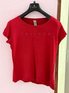 Red 'Freedom' Graphic Tee
