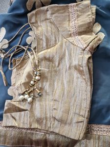 Grey Embroidery Saree With Blouse