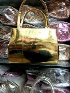 💥Elegant And Beautiful Handbag 👜