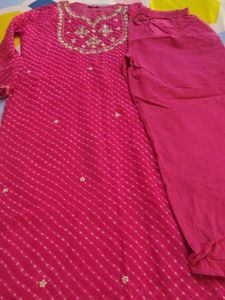 Pink Embellished Kurti Set With Pants