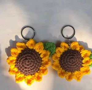 Sunflower Keychains (Set of 1)