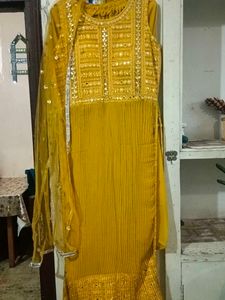 Size L And XL Dono Ko Aayega