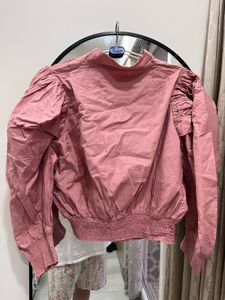 PLUSS Puff Sleeve Top