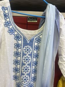 Neeru Suit