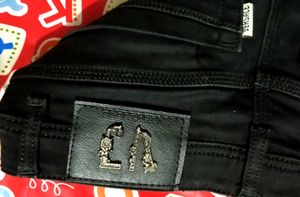Versace Black Jeans. Size (28)