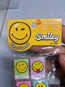 Smiley Magnetic Holder
