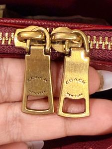 Coach Carter Carryall 28 Medium Bag New