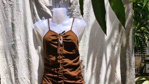 10.27.4 SEXY RUCHED BODYCON