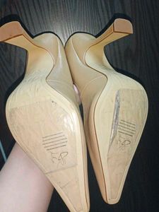 Mango Pumps