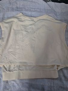 H&amp;M Cream Sleeveless Top