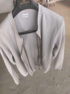 At Discounted Price White Winter Jacket