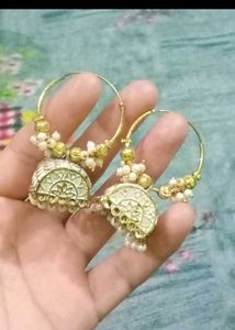 Earings